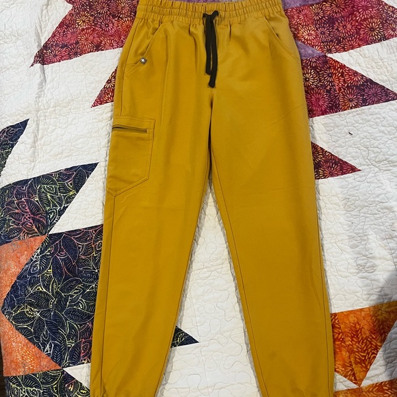 Figs Small Set - Picture 6 of 7